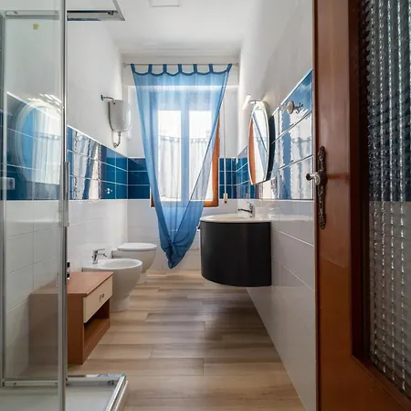 Apartment Lilla *