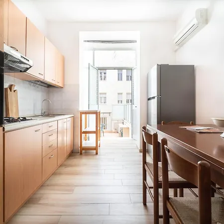 Apartment Lilla *